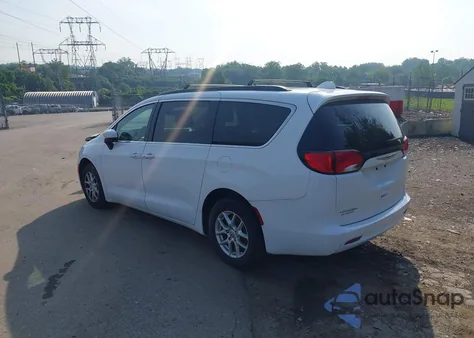 2020 Chrysler Voyager Lxi z USA, uszkodzony, nr VIN 2C4RC1DG5LR157156